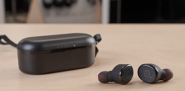 TOZO T10 Design and Style