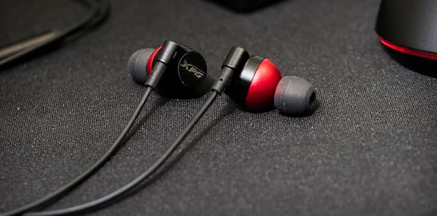 Difference between noise-canceling and noise-isolating gaming earbuds