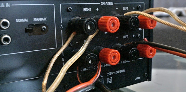 speaker-wire-connected-to-an-AV-receiver
