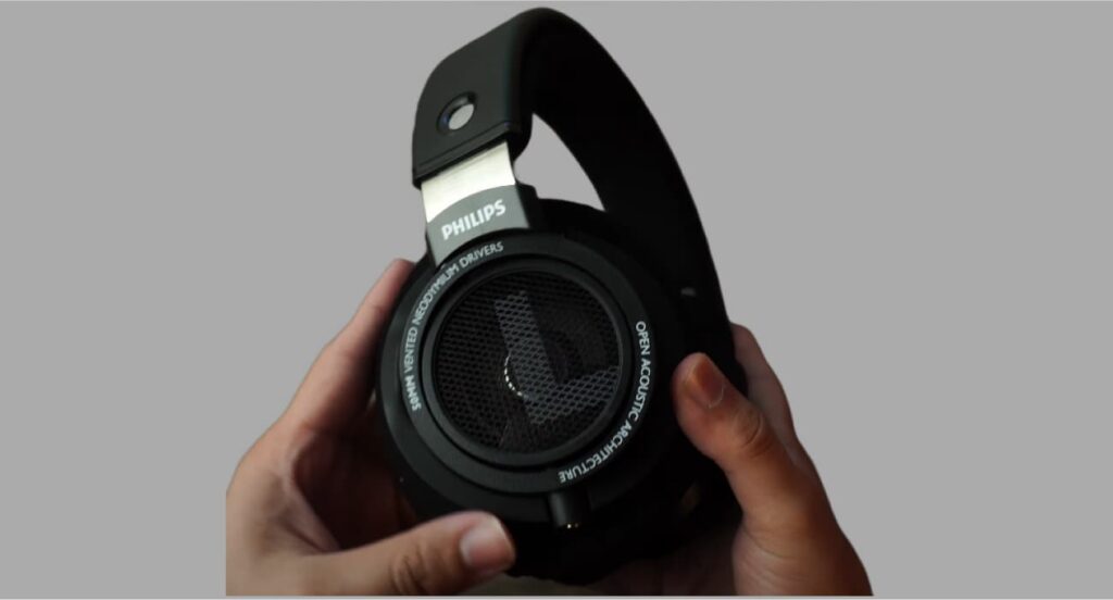 The Philips SHP9500 Headphones comprise 50 mm drivers