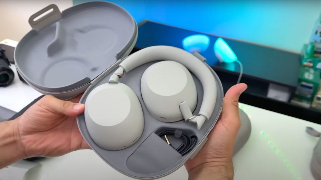 unboxing the Sony WH-1000XM6 Headphones